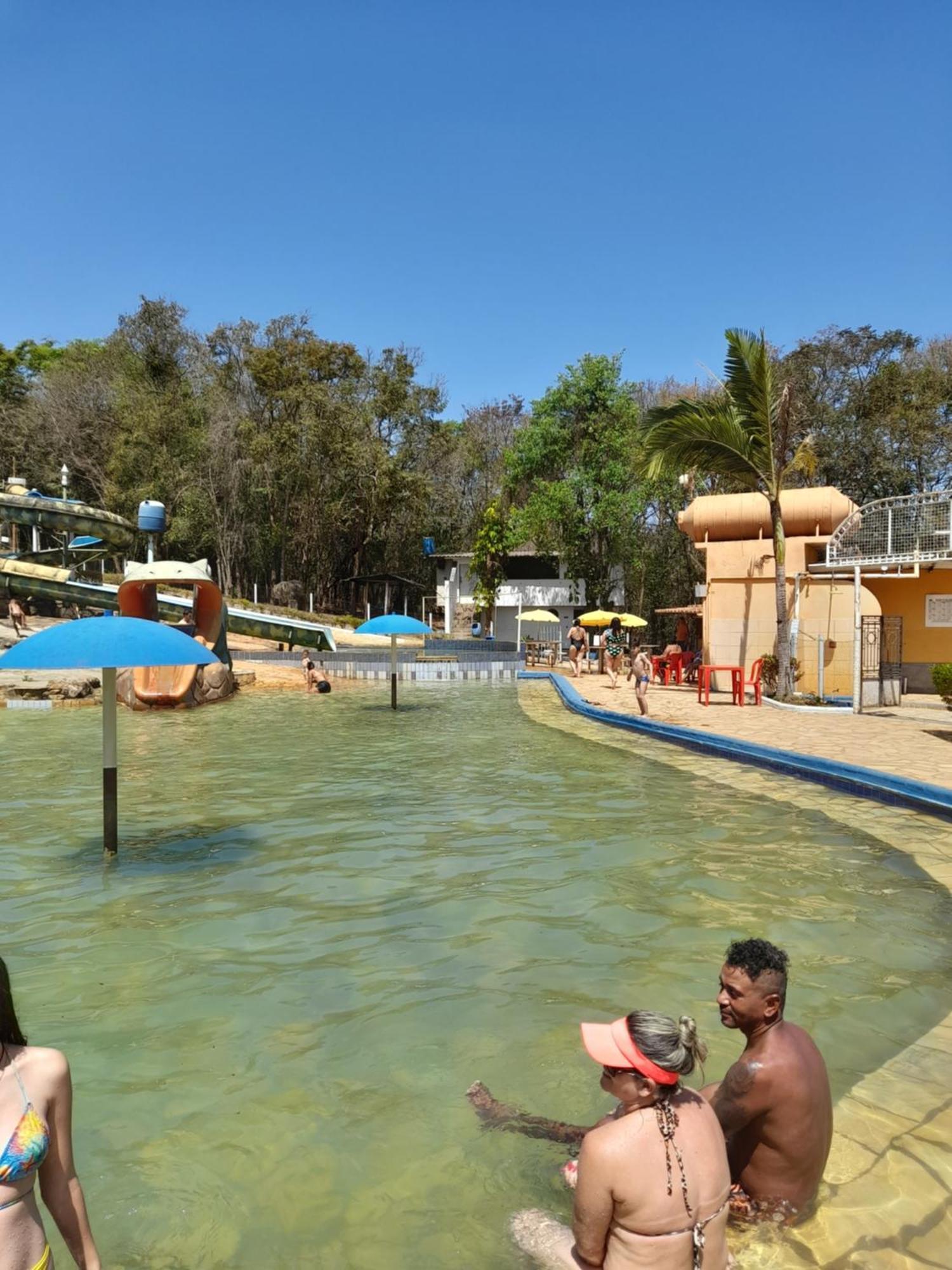 Pousada Balneario Cachoeira Do Moinho Belo Vale Eksteriør billede